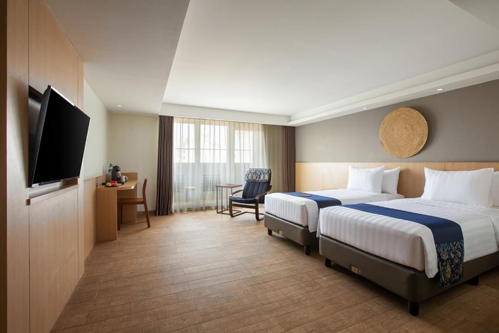 Aveta Hotel Malioboro ジョグジャカルタ エクステリア 写真